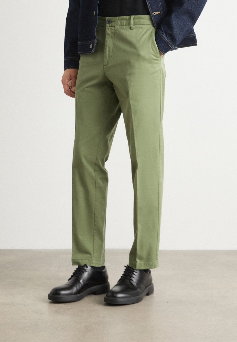 BOSS Tygbyxor - green