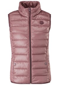 Chaleco acolchado en rosa apagado, con cuello alto y costuras horizontales. Cierre de cremallera con una placa con el logotipo en el lado izquierdo.