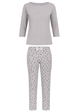 Set de pijama din bumbac gri, compus dintr-un top cu mâneci lungi și guler rotund, și pantaloni cu model de inimioare mici și detaliu cu fundă în talie.