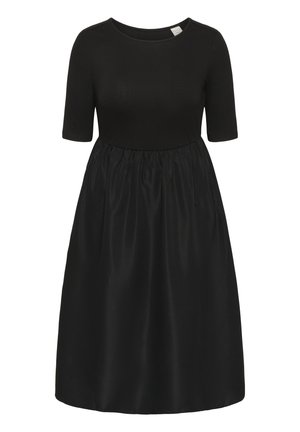 Juoda kelio ilgio suknelė su ribuotu trumpomis rankovėmis viršumi ir suklostuota satino sijonu, apvaliu iškirptės kaklu.