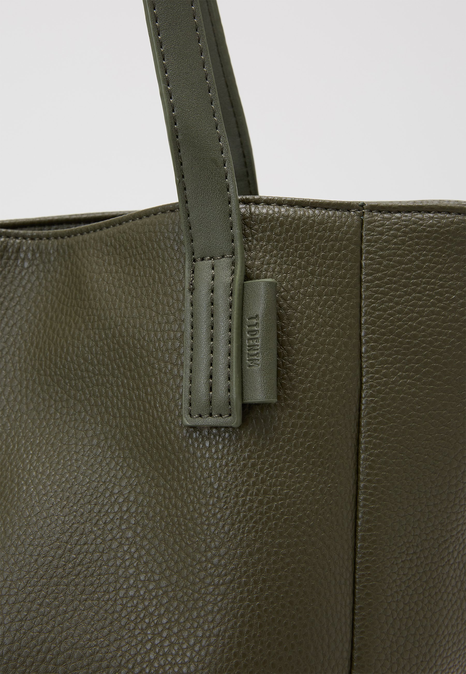 TOM TAILOR DENIM ARONA Shoppingveske khaki Zalando.no TOM TAILOR DENIM ARONA Shoppingveske khaki Zalando.no
