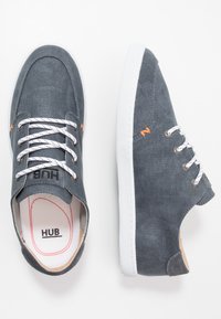 HUB Sneaker low - navy/white