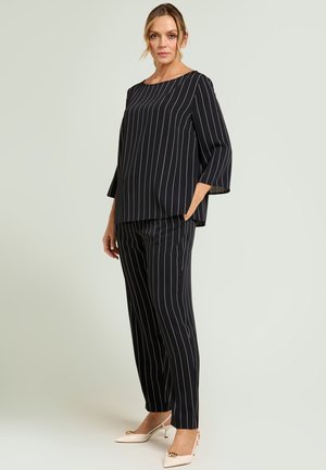 Luisa Viola, BLUSA IN CADY GESSATO - Bluse - nero