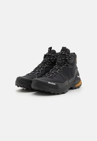 Salewa PUEZ MID PTX M - Pohodniški čevlji - black