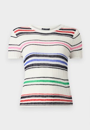 Lühikeste varrukatega topp ribatud valgest materjalist, millel on horisontaalsed triibud mustas, sinises, roosas, punases ja rohelises. Ümar kaelus, vormistav disain.