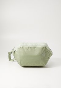 Unselected, grove/mineral