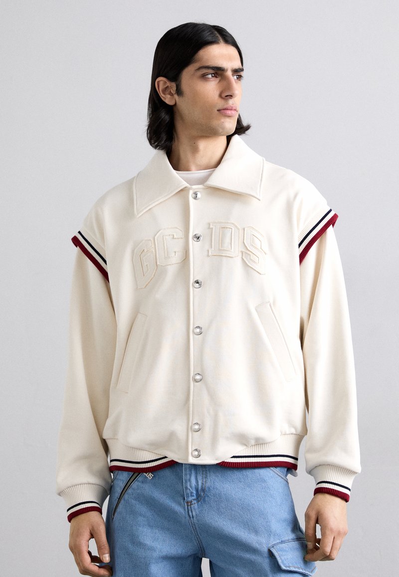 GC Logo Sweater - White