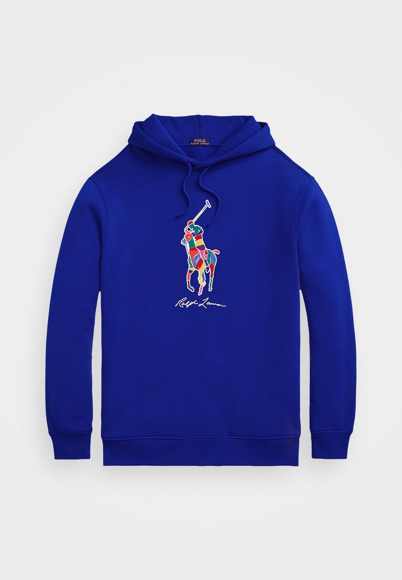 Sudadera azul hecha de mezcla de algodón, con un gráfico colorido de un jugador de polo y firma en el frente. Incluye cordones y puños de canalé.
