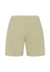 Beige shorts med elastik i taljen, lige snit og syet kant, vist bagfra på hvid baggrund.