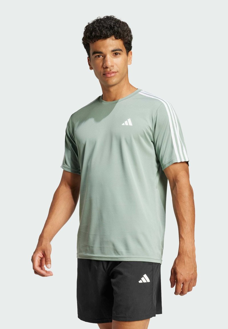 adidas Performance TRAIN ESSENTIALS BASE 3-STRIPES - Sport T-shirt - silver green white