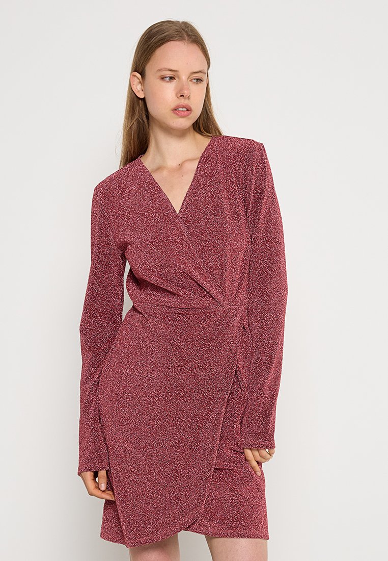 YAS Cocktailjurk donkerroze