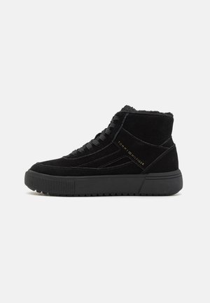 VULC HI - Śniegowce