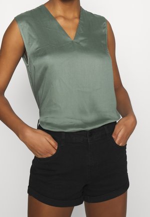 Blusa - green