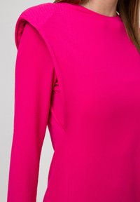 Touché Privé SHOULDER PAD LONG - Sukienka letnia