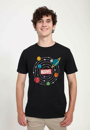 Marvel MARVEL OTHER SOLAR SYSTEM UNISEX - T-shirt z nadrukiem