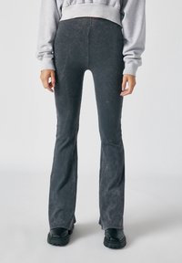 PULL&BEAR Pantalon classique - black