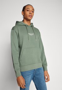 Jack & Jones JORVESTERBRO  zielony