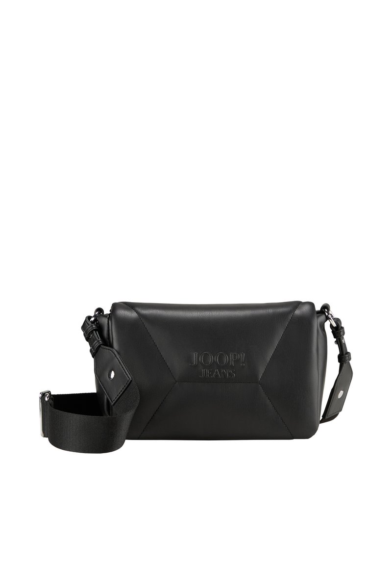 Černá kožená crossbody taška obdélníkového tvaru s vyraženým logem a nastavitelným popruhem. Má geometrické prošívání a patentky.