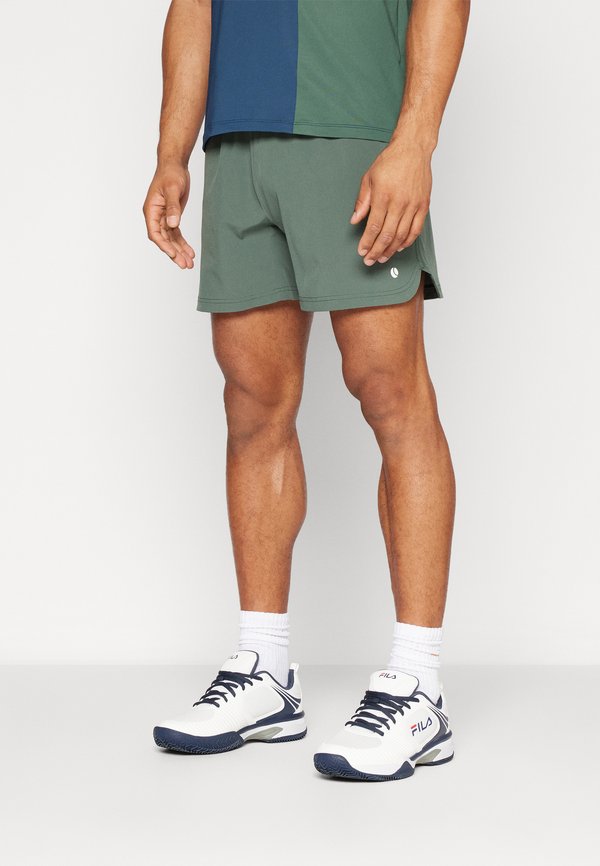 ACE SHORT SHORTS - Sports shorts - cilantro
