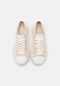 Tamaris - Sneakersy niskie