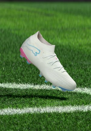 Puma, FUTURE 9 MATCH FG/AG - Voetbalschoenen voor harde ondergrond - white/luminous blue/luminous pink