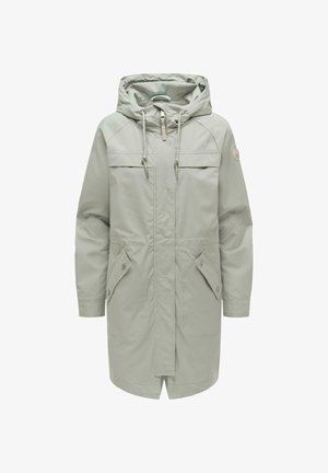 Jasnoszara parka z kapturem, zapinana z przodu na suwak, z regulowanymi sznurkami, kieszeniami z klapkami zapinanymi na guziki oraz długimi rękawami.