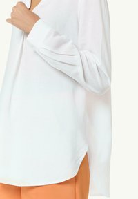 comma Blouse - weiß