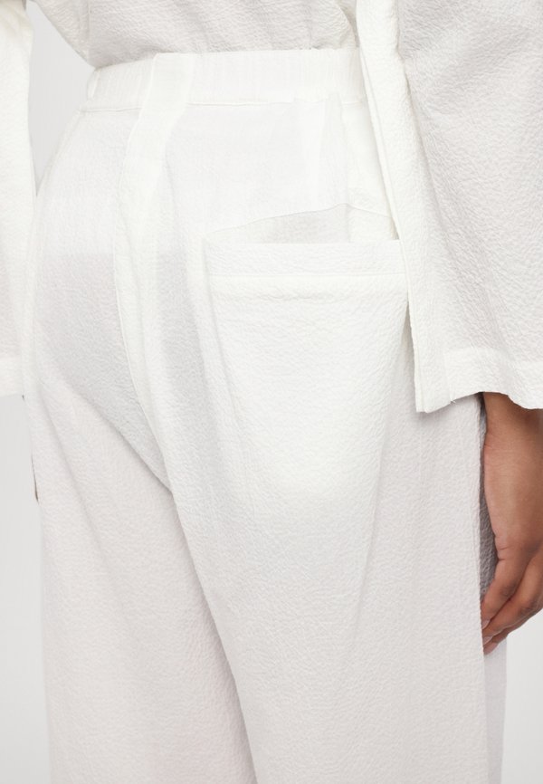 SPLIT PANTS - Trousers3