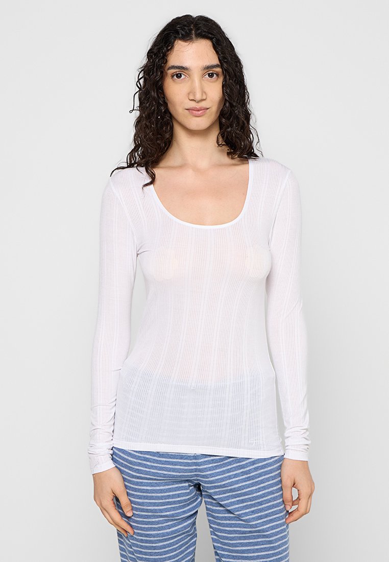 Triumph Longsleeve wit Triumph Longsleeve wit