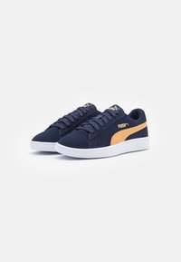 Puma SMASH V2 - Sapatilhas - peacoat/taffy/team gold