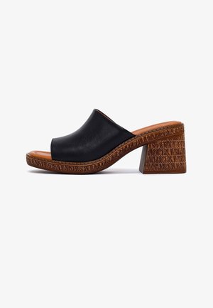 Derimod, Ciabattine con tacco - black