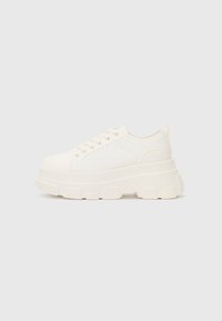 Trainers - full white