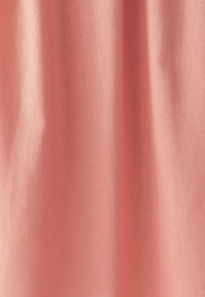 Tekstuuri kangas pehmest korallist, millel on sile viimistlus ja pehme langevus, värvi sügavuse peenet variatsiooniga.