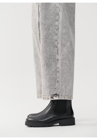 Vagabond Botines - black