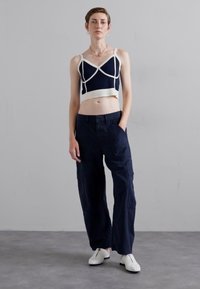 Citizens of Humanity MARCELLE LOW SLUNG - Cargo trousers - night flight