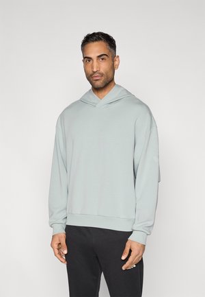 SOFT HOODIE - Pulover s kapuco - sage