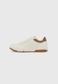 BASKET CORE - Sneakers low - ecru/army green