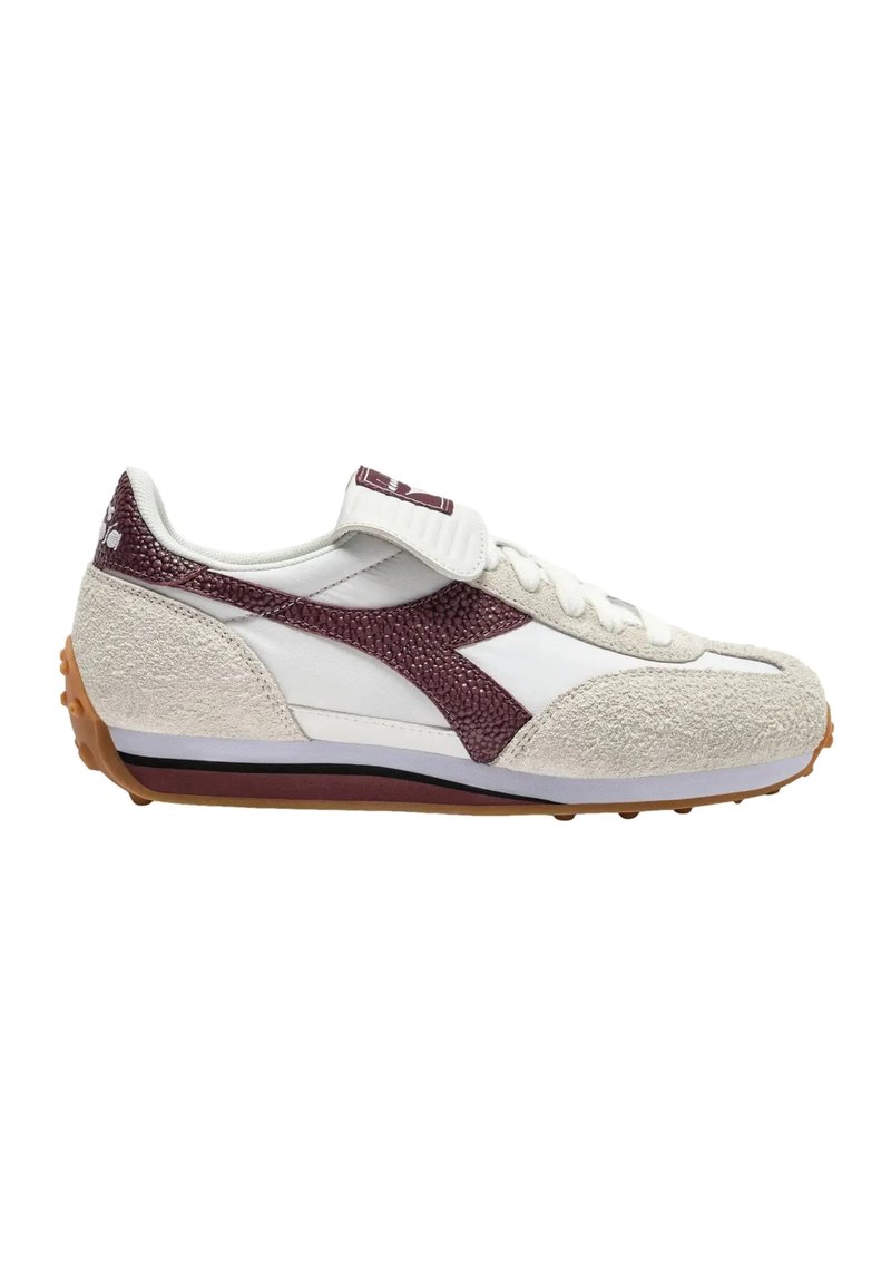 Diadora RALLY INDOOR - Baskets basses - bianco viola avvento/blanc ...