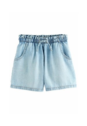Shorts en denim bleu clair avec taille élastique et cordon de serrage, dotés de poches avant et d'ourlets repliés.
