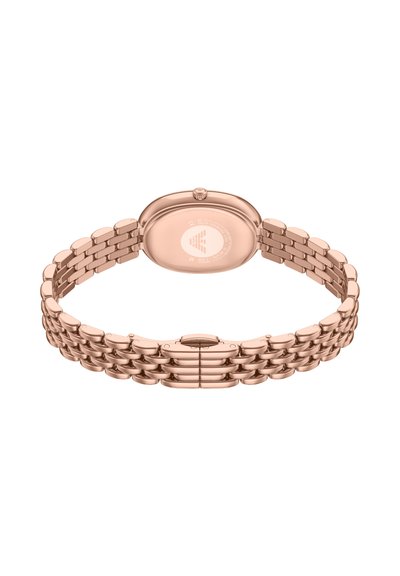 Horloge van roségoudkleurig metaal met een ovale kast en een armband met schakels. Voorzien van een klapsluiting en gegraveerde details aan de achterkant.