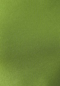 JDY JDYCIRKELINE CROP - Top - piquant green
