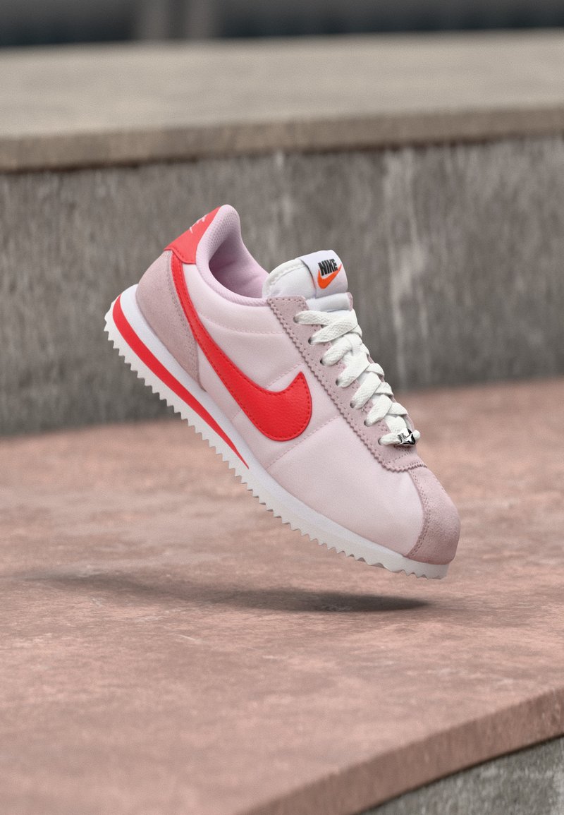 CORTEZ pink foam/light crimson/white/safety orange/black/pink