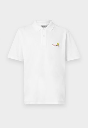 Bijela polo majica od pamuka, s tri dugmeta, kratkim rukavima i Carhartt logom u žutoj i crvenoj boji na lijevoj strani prsnog koša.