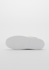 Puma UNISEX - Gördeszkacipők - pure green/white