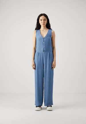 ONLY Tall ONLMIA PEMA WIDE - Jumpsuit - light blue denim