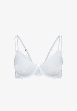 Biały koronkowy biustonosz z fiszbinami, z regulowanymi podwójnymi ramiączkami oraz kwiatowymi zdobieniami na miseczkach i taśmie.