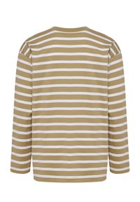 Langarm-T-Shirt mit horizontalen Streifen in Beige und Weiß. Weiches Baumwollmaterial mit lässiger Passform und Rundhalsausschnitt.