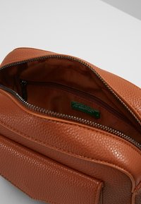 United Colors of Benetton Borsa a tracolla - tan
