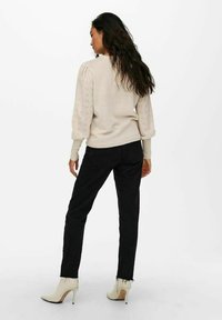 ONLY EINFARBIGE - Jersey de punto - pumice stone