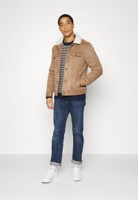 Selected Homme SLHDAVIS CREW NECK  - Camisola - navy blazer/cloud dancer